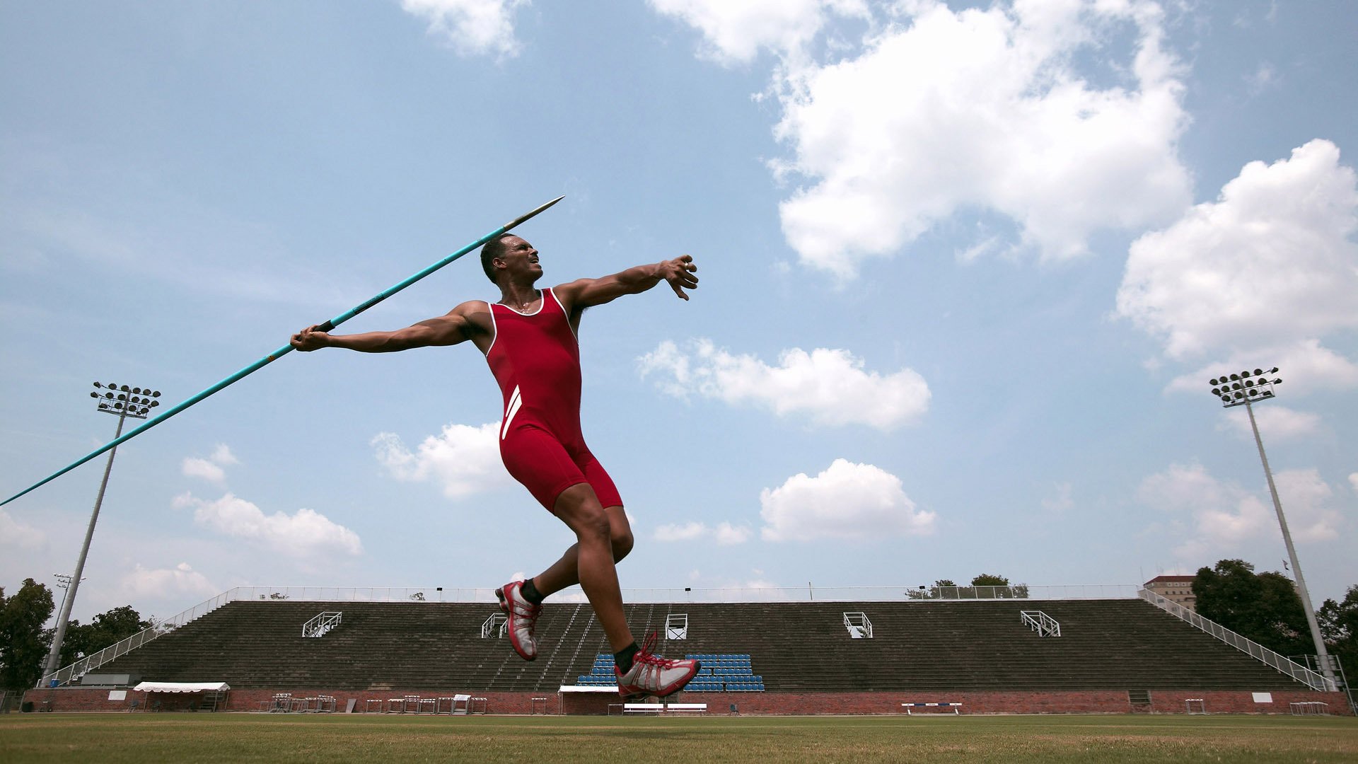 全国保龄球锦标赛 选手单场打出多次全中
